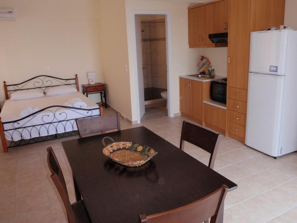Apartamento Afroksilia Katouna Exterior foto