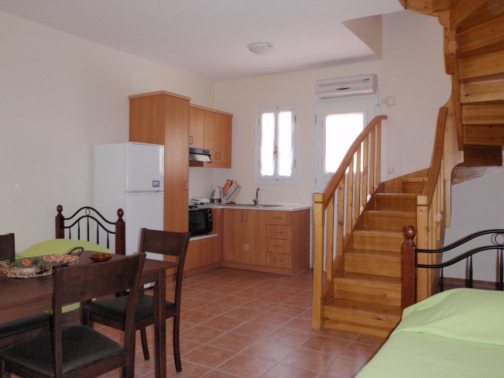 Apartamento Afroksilia Katouna Exterior foto